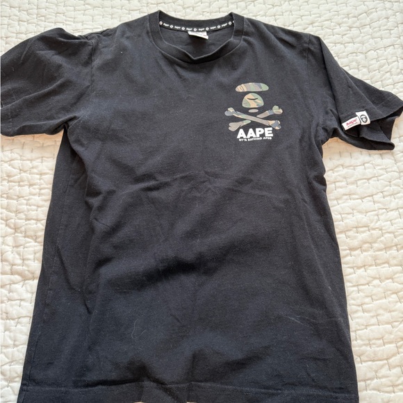 AAPE Black Short Sleeve Tee - Picture 1 of 3